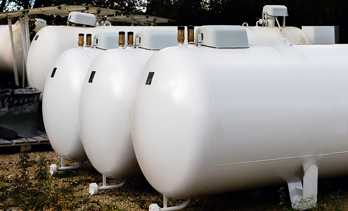 bulk fuel storage tanks